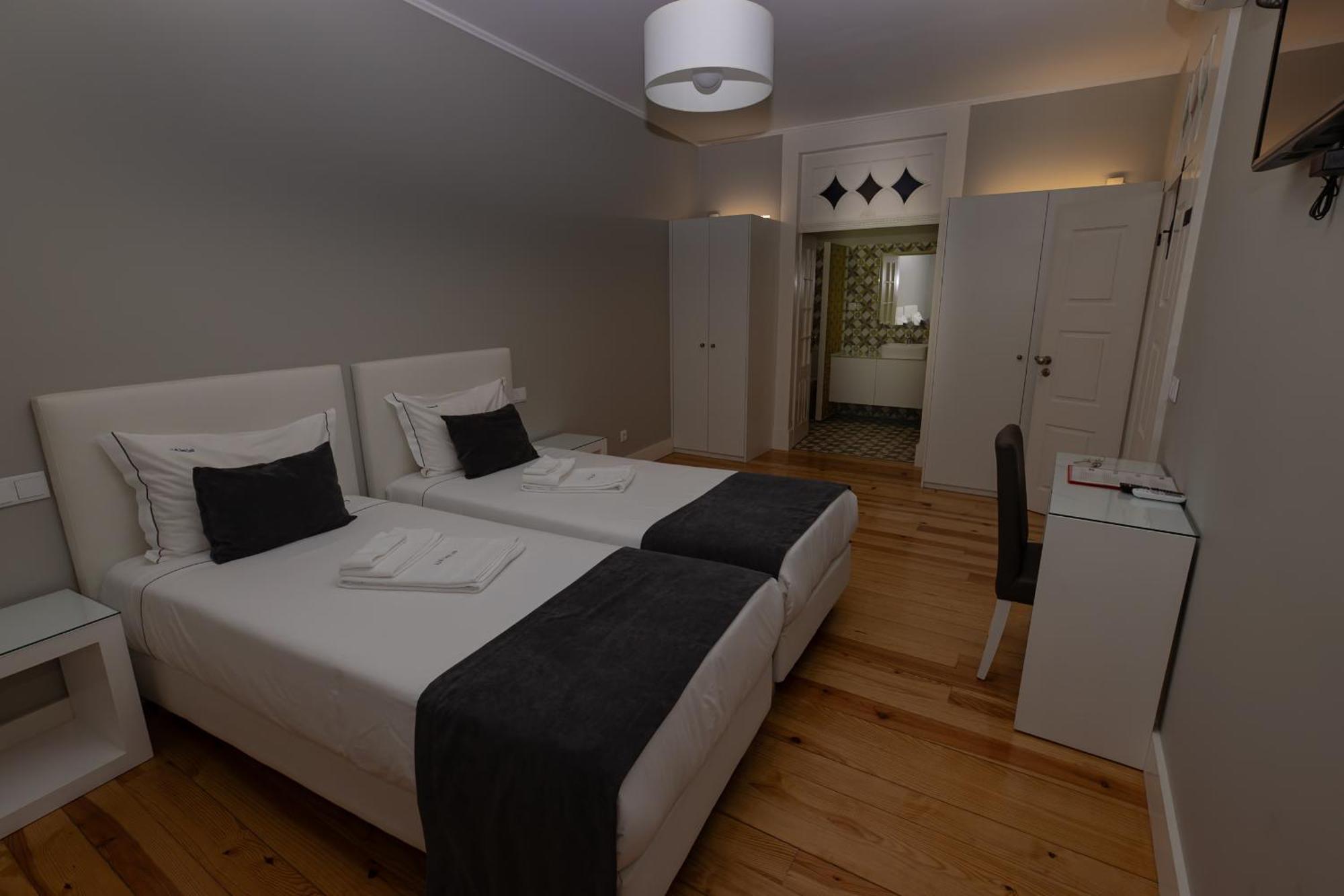 Alm Santa Luzia Hotel Guimaraes Exterior photo